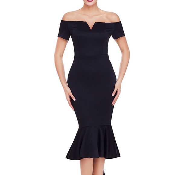 Dresses & Skirts - Black dress